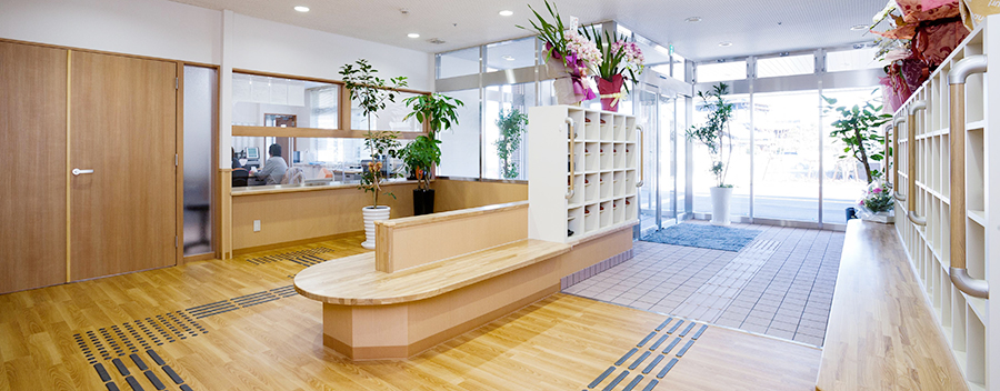 サービス付き高齢者向け住宅H&N宝慈苑エントランス